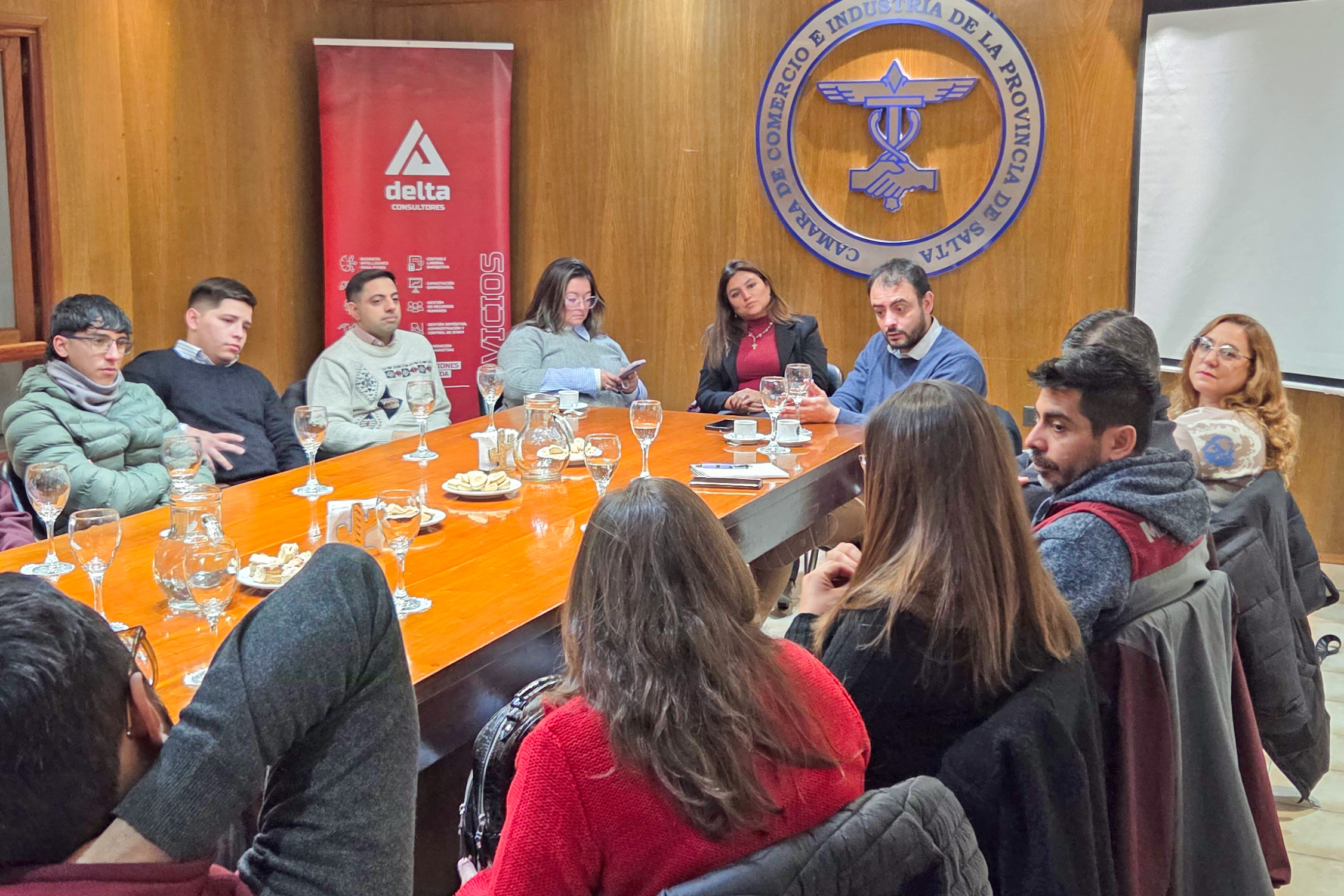 Conversatorio sobre los desafíos en la realidad económica